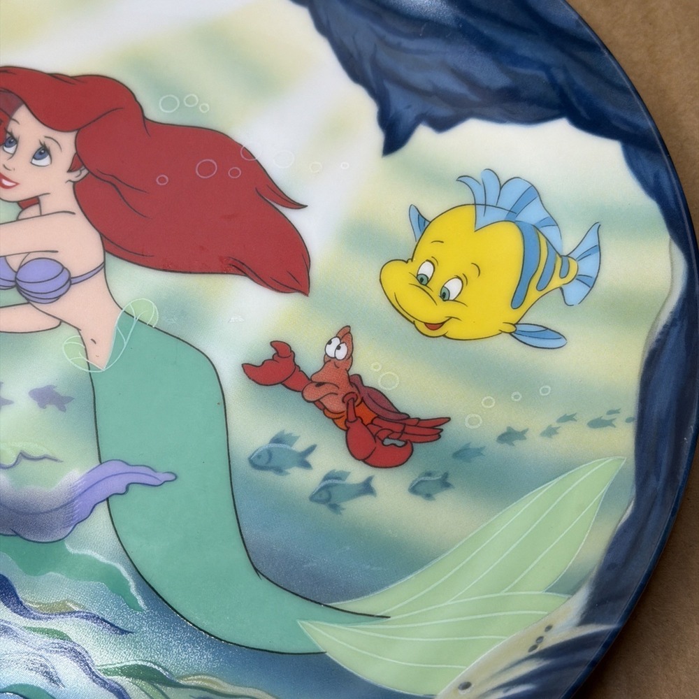 The Little Mermaid 9-3/8" PORCELAIN Plate. Made in Japan. Collectible. Tribute - Picture 2 of 4